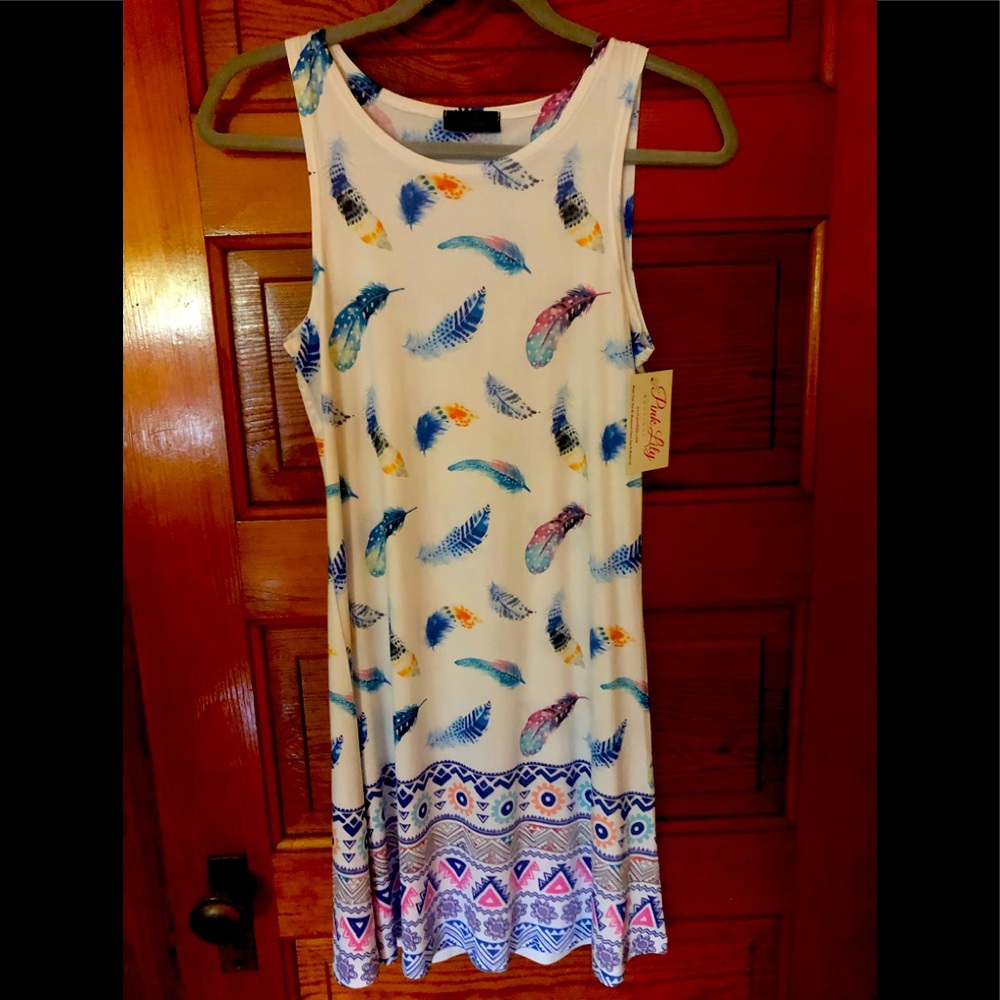 New with tags- pink lily boutique dress